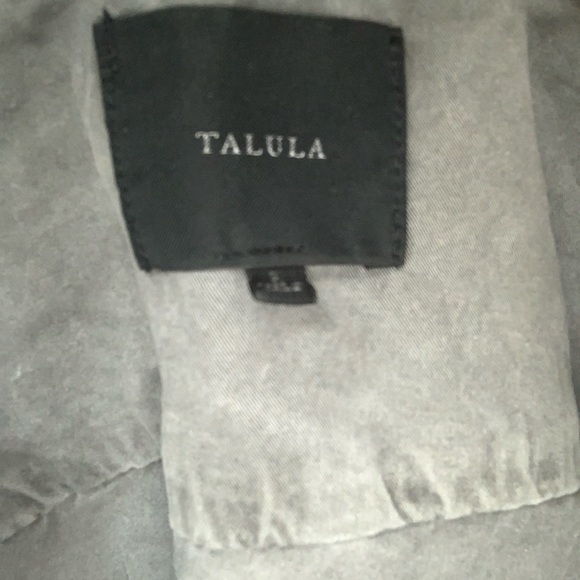 Aritzia Army jacket size small! - Picture 5 of 5